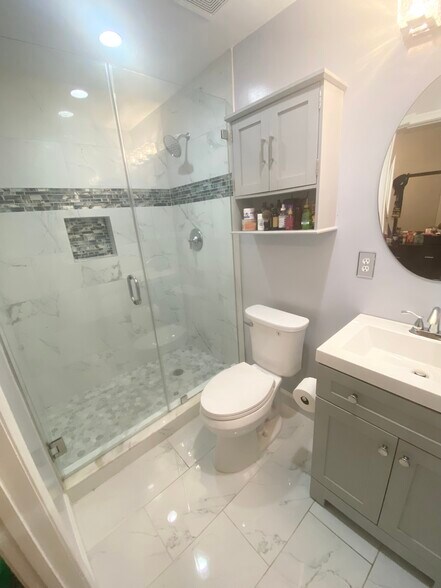 Building Photo - 2058 Stargrass Ct