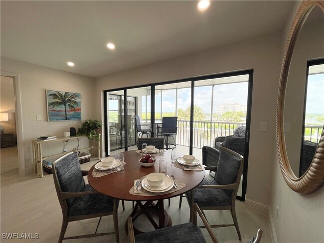 Building Photo - 12945 Vanderbilt Dr