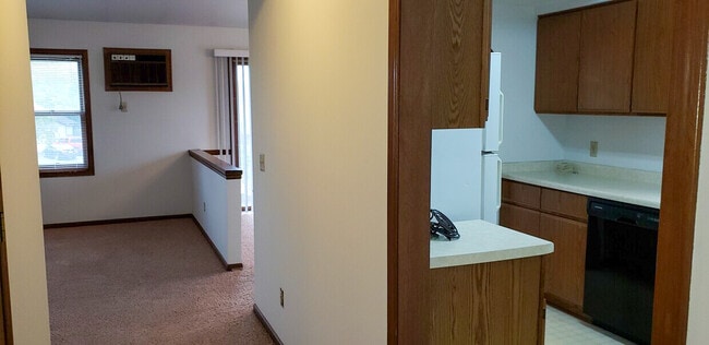 Building Photo - 645 Galena Ct