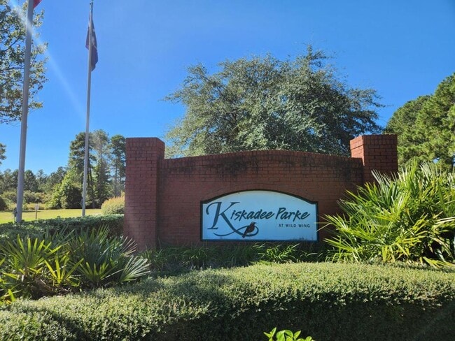 Building Photo - 302 Kiskadee Loop