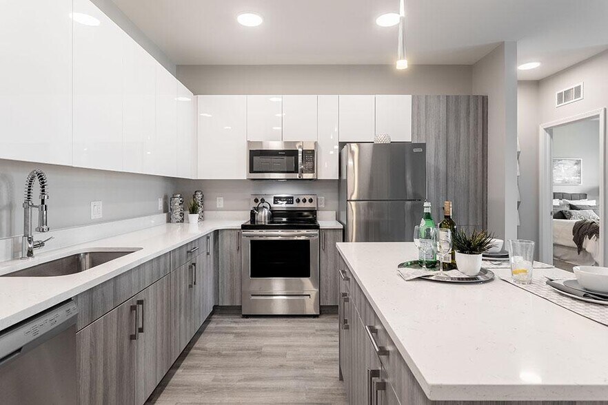 Primary Photo - 4 Corners Lakeside Apartments - White Lake, MI