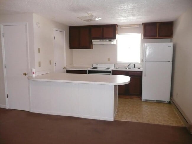 Building Photo - 545 Farrell St