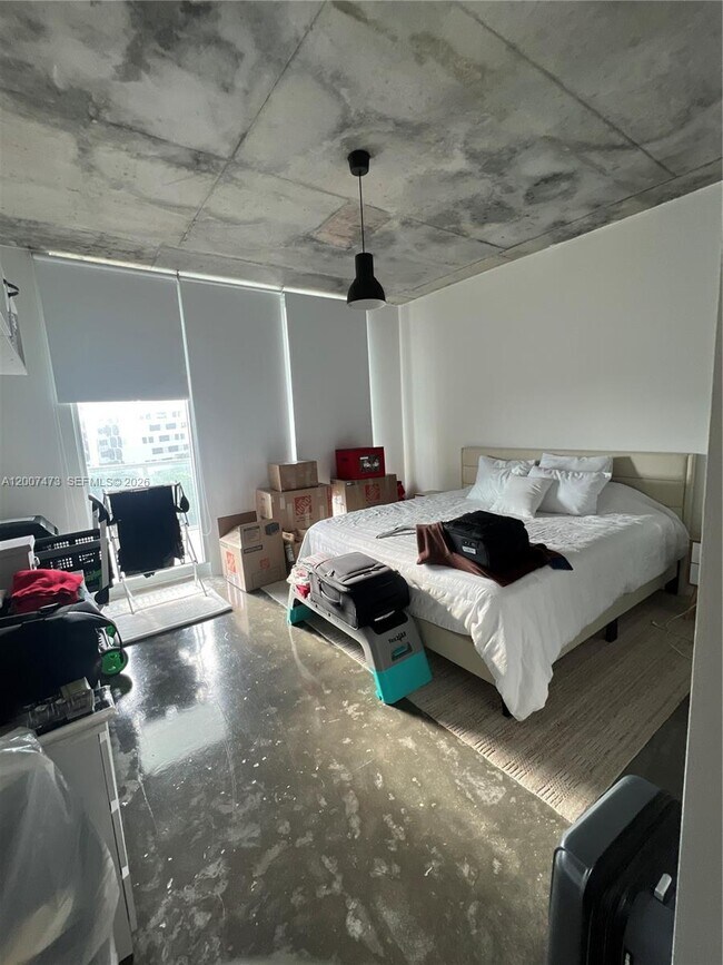 Building Photo - 3470 E Coast Ave