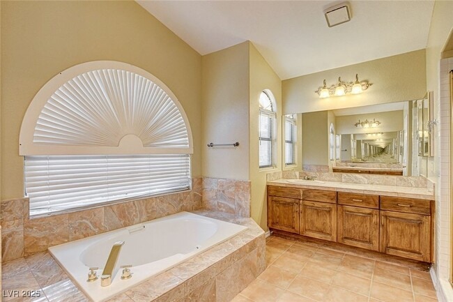 Building Photo - 8344 Snowmass Dr