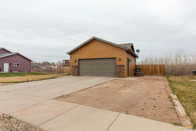 Building Photo - 3556 Knuckleduster Rd