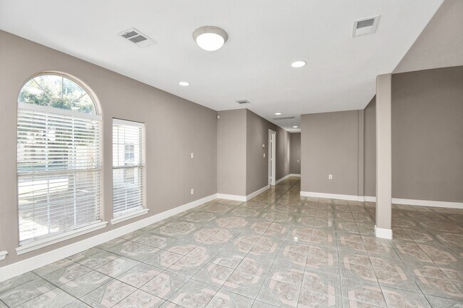 Building Photo - 3503 Nayland Rock Dr