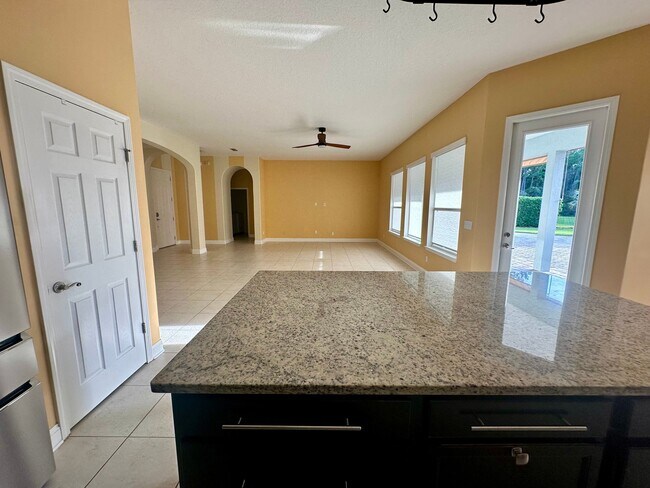 Building Photo - 85137 Majestic Walk Blvd