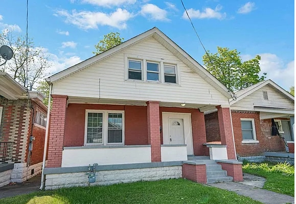 Building Photo - 736 Sutcliffe Ave