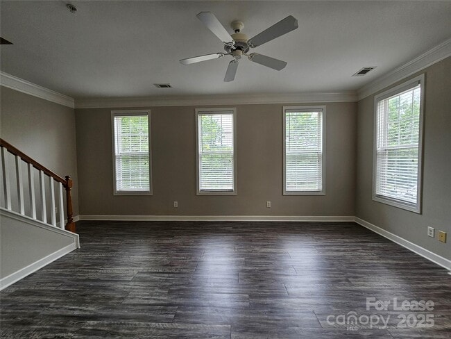 Building Photo - 8728 Arbor Creek Dr