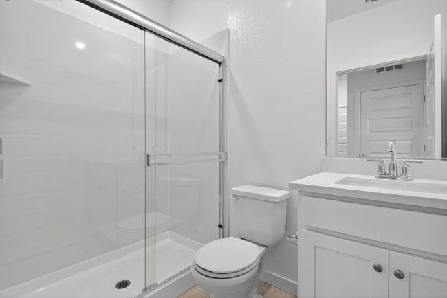 Building Photo - Brand New 4br Home - Waterways at Westlake