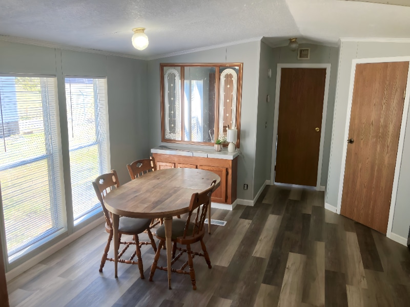 Building Photo - 37 Village Ct