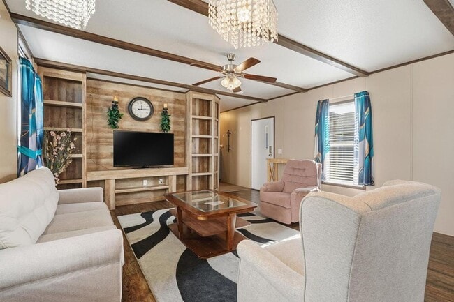 Building Photo - Fully Furnished 3-Bed, 2-Bath Home in Gated Community – Move-In Ready!