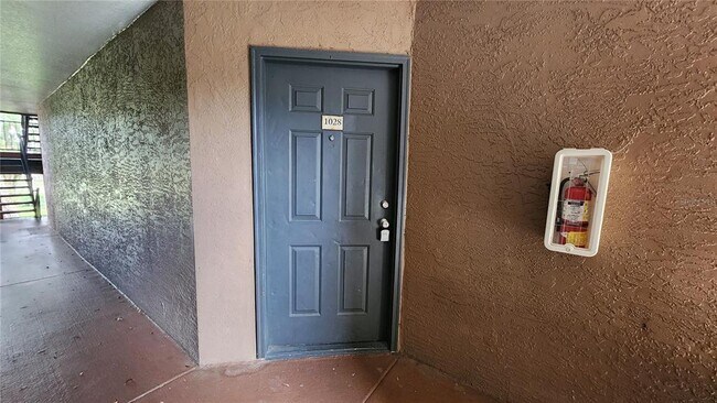 Building Photo - 4630 Commander Dr