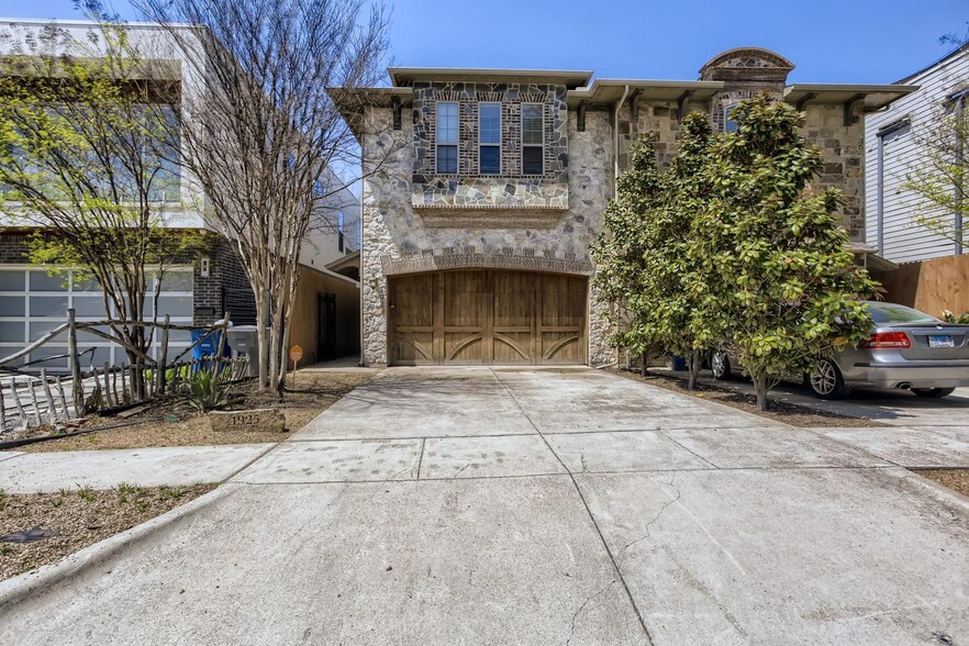 Building Photo - Elegant M Streets - Vickery Place home nea...