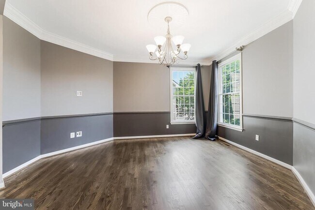 Building Photo - 20152 Boxwood Pl