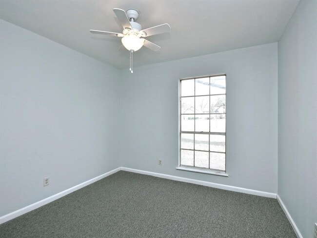 Building Photo - 6501 Highpoint Cove