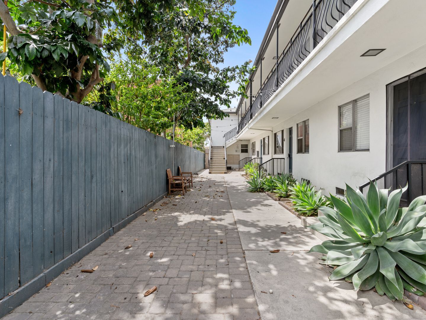 Building Photo - 936 Cedar Ave