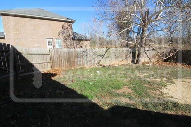 Building Photo - 4008 Pilgram Dr