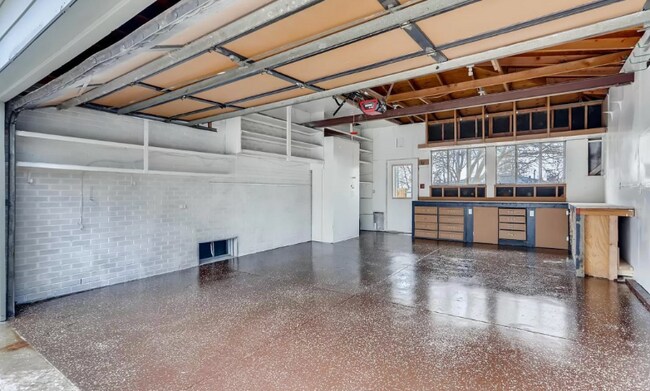 Building Photo - 8408 W 62nd Pl