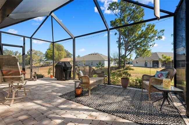Building Photo - 25901 Aysen Dr