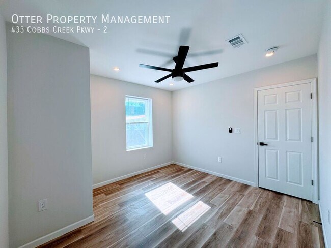 Building Photo - 433 Cobbs Creek Pkwy