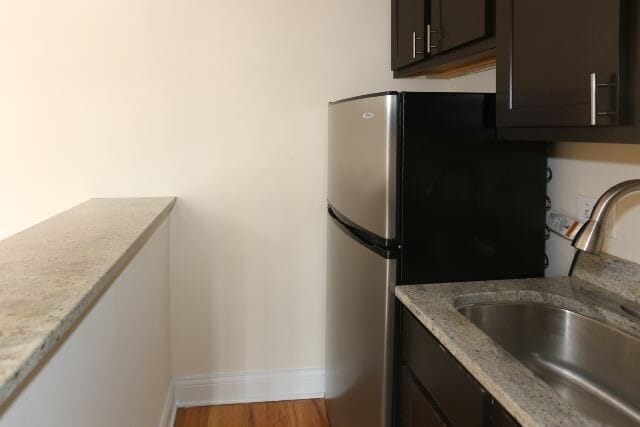 Building Photo - 4619 N Paulina St