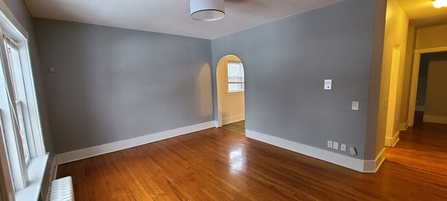 Building Photo - 85 Meigs St