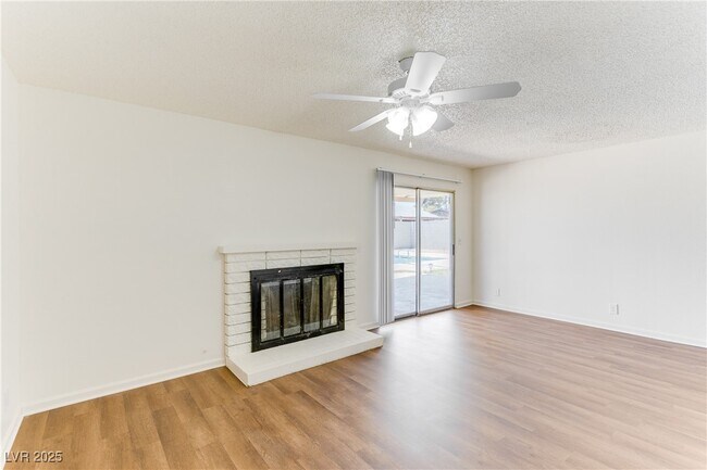 Building Photo - 4605 Cinderella Ln