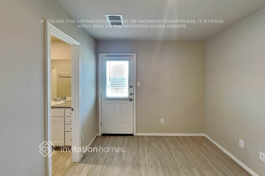 Building Photo - 5402 Verdugos Pl