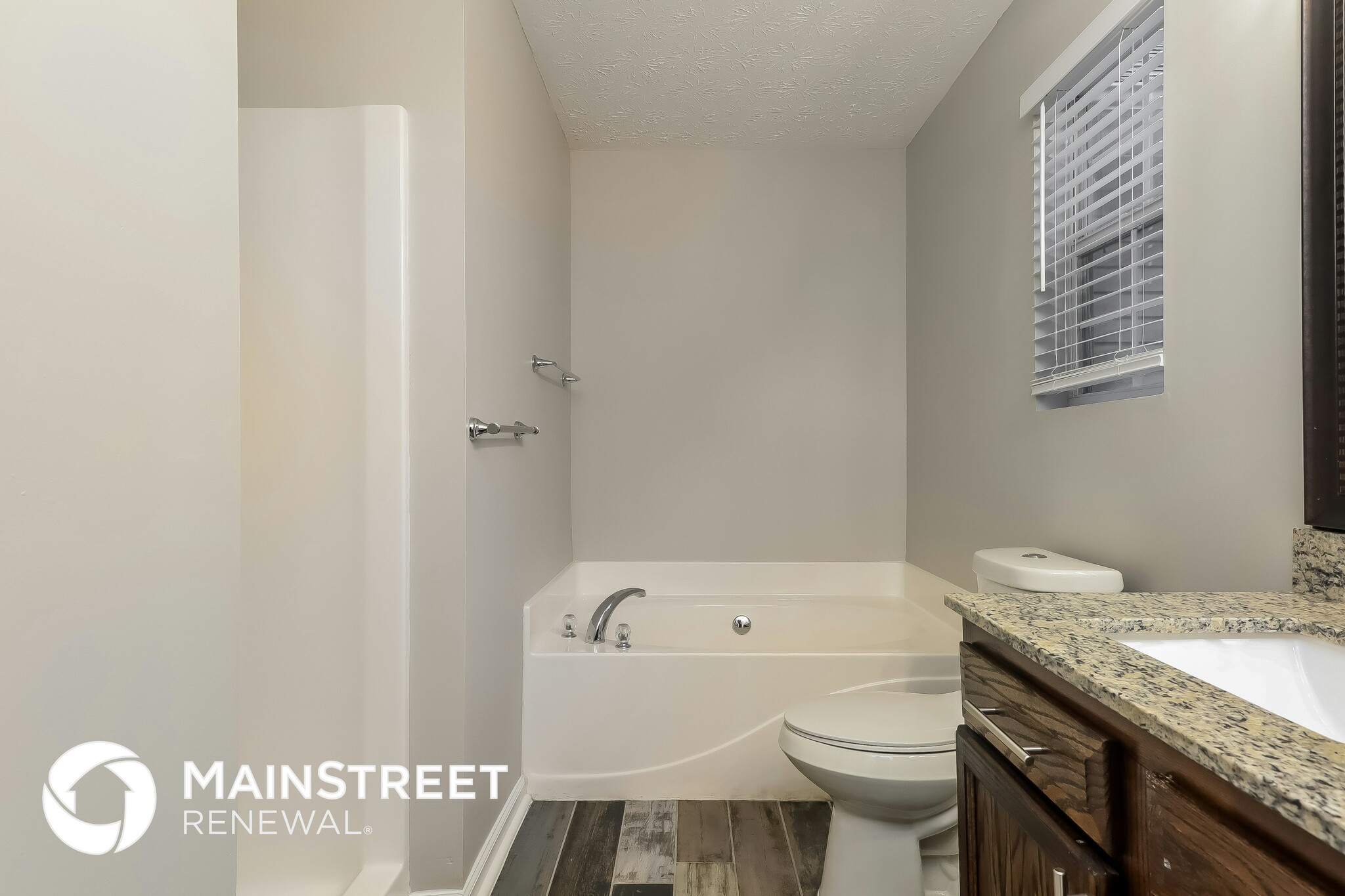 Building Photo - 60 Summer Breeze Ct