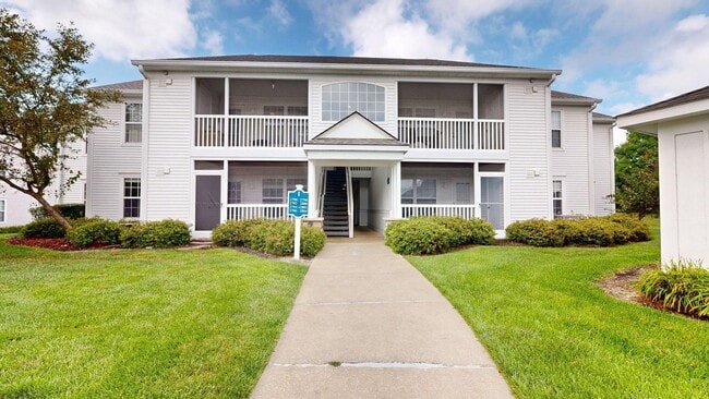 Primary Photo - 2790 S Knightsbridge Cir