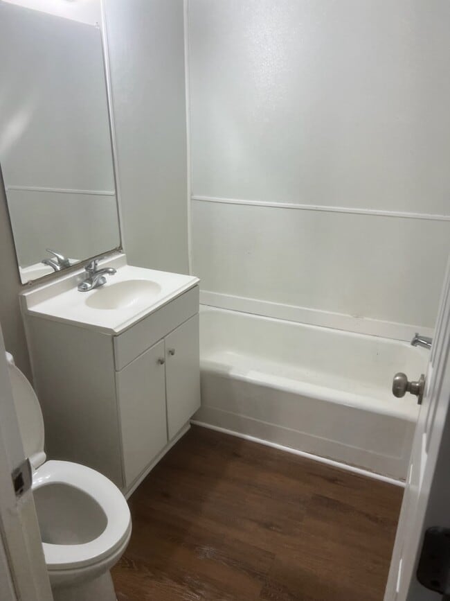 Building Photo - 201 Wotring Street