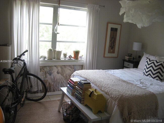 Building Photo - 7740 Camino Real