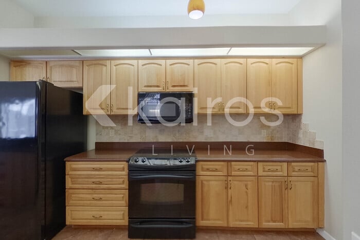 Building Photo - 9275 Butler Blvd