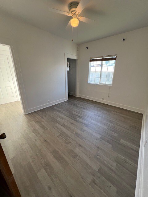 Building Photo - 127 S B St