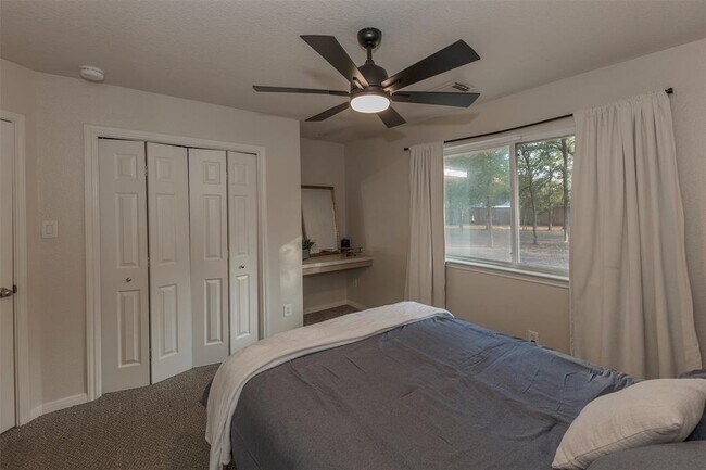 Building Photo - 4217 Kellywood Dr