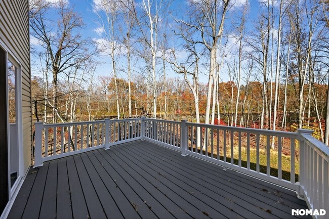 Building Photo - 41 Teatree Ln