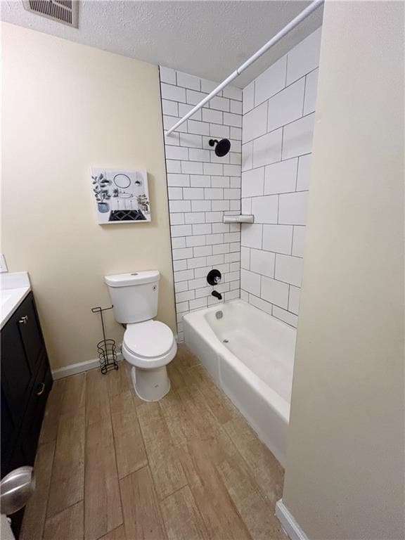 Building Photo - 1005 Eastview Rd NE