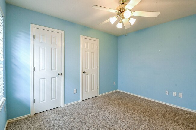 Building Photo - 5104 Big Spring Dr