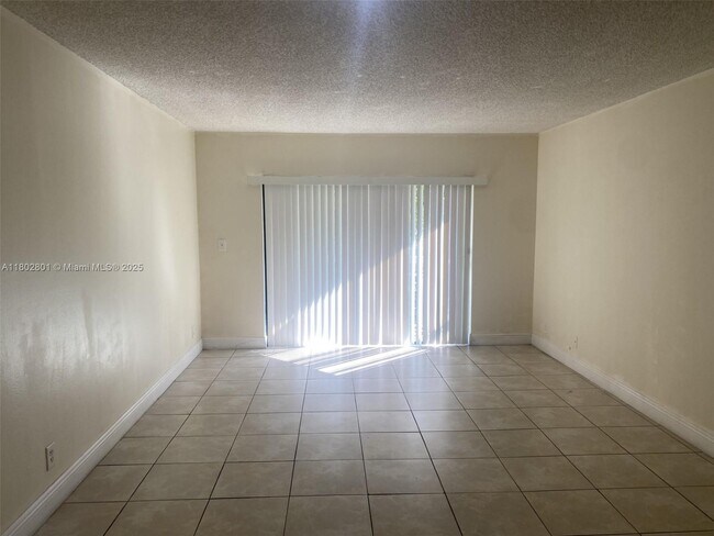 Building Photo - 8290 Lake Dr