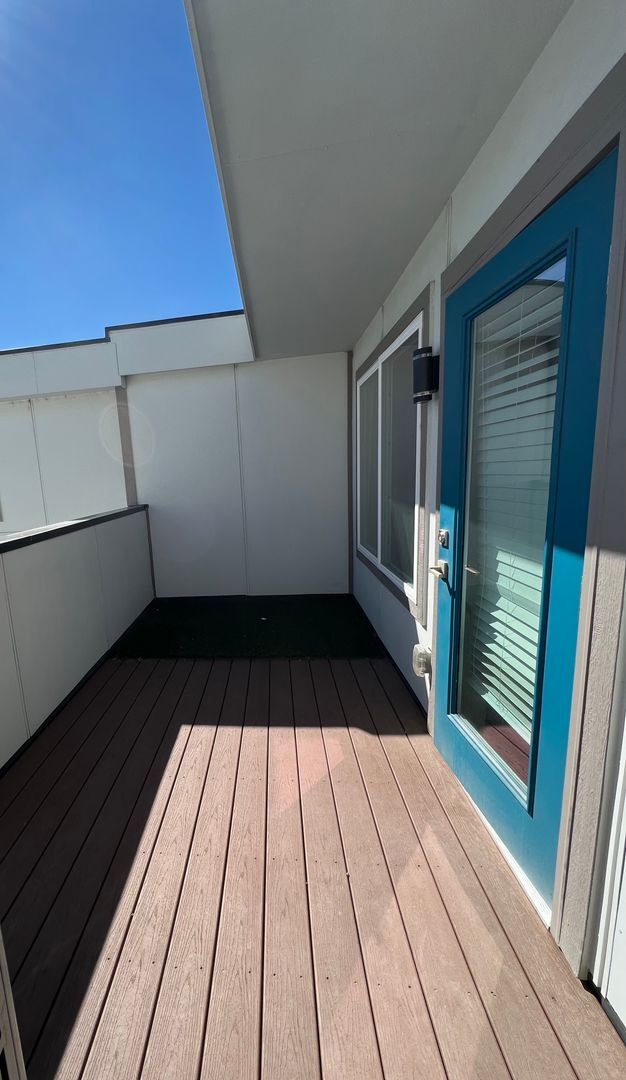 Building Photo - 3 Bed 3 1/2 Bath Townhouse in Denver's West Colfax Neighborhood