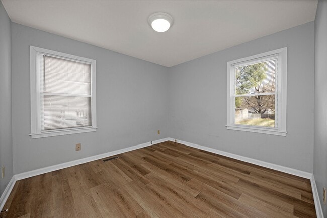 Building Photo - 509 Diecks Dr