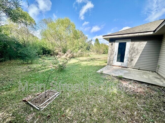 Building Photo - 7797 Ira Dr