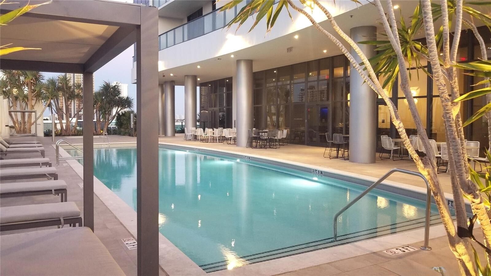 HEATED POOL - 1600 NE 1st Ave