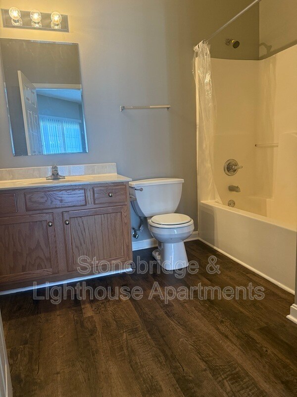 Building Photo - 3115 Lighthouse Dr