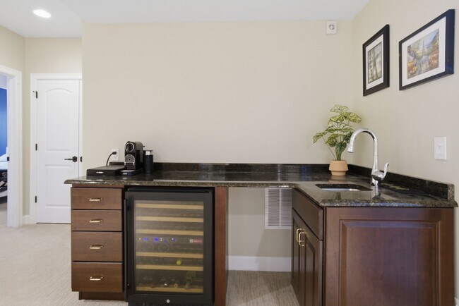 Building Photo - One-of-a-Kind 4-Bed Castle Rock Retreat with 4 car Attached Garage