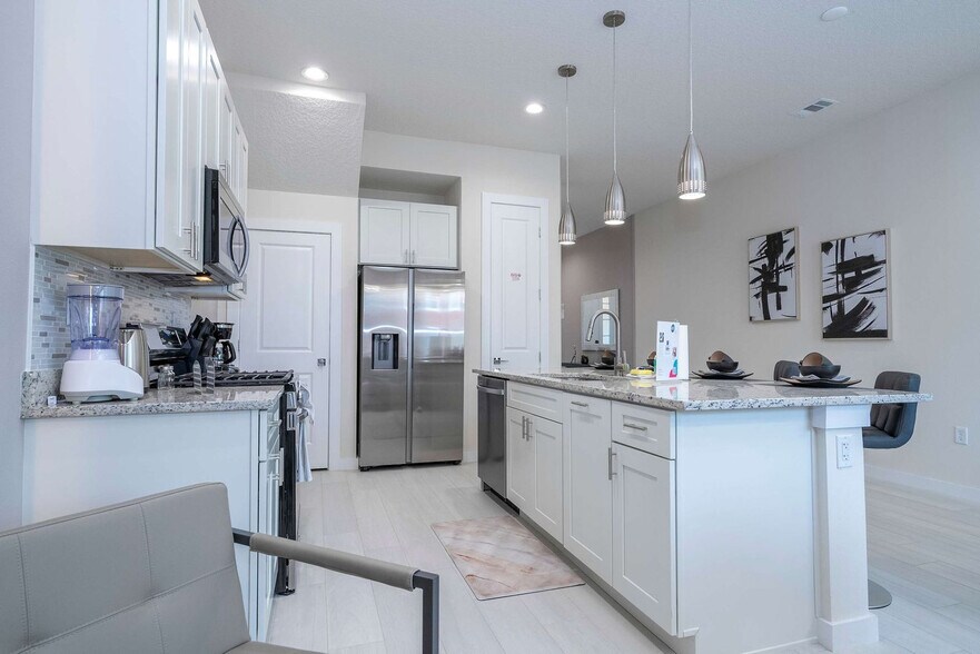 Building Photo - 7514 Sunflower Cir