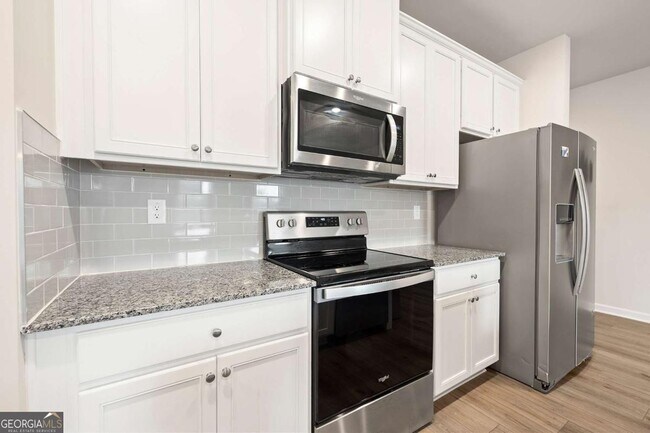 Building Photo - 6373 Rosetta Dr