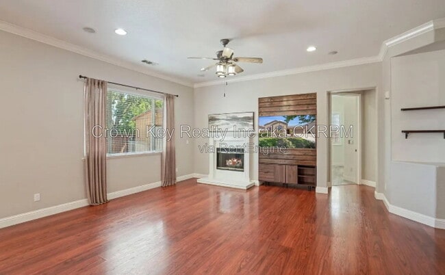 Building Photo - 229 Wisteria Ln