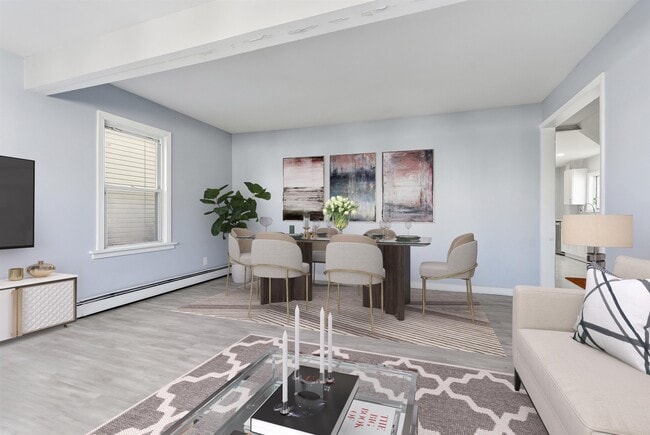 Building Photo - 336 W Palisade Ave